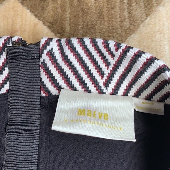 Maeve Anthropologie chevron pencil skirt - Picture 3 of 9